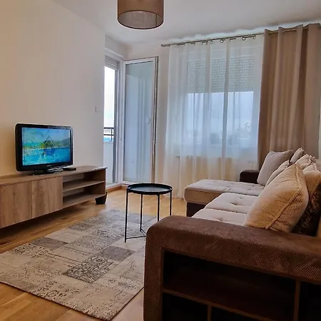 Portovaradin Apartment *